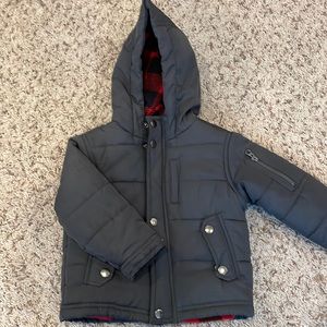 Toddler OshKosh B’gosh puffy hooded jacket 24mo